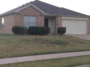 1508 Waters Edge Dr, Glenn Heights, TX 75154