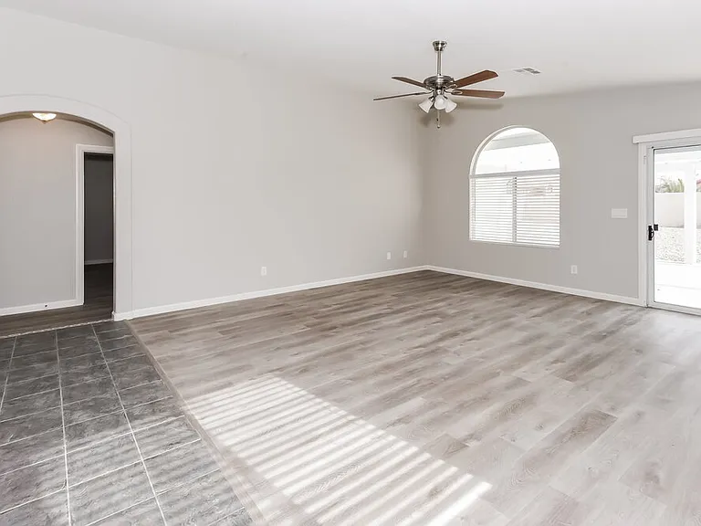 5232 Painted Pebble St — Photo 4
