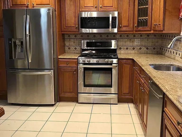 170 Serrell Ave #2F — Photo 2
