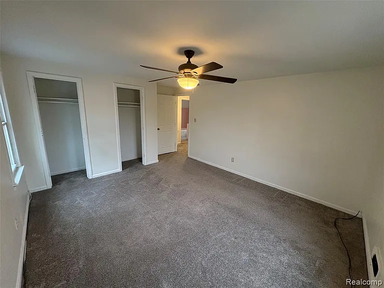 1079 Emmons Blvd — Photo 28