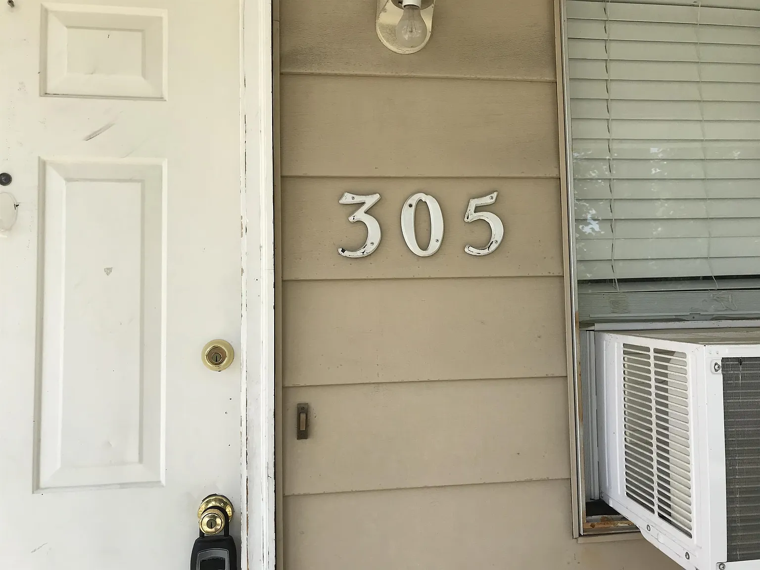 305 N. 1st St. - SC - 1 — Photo 2