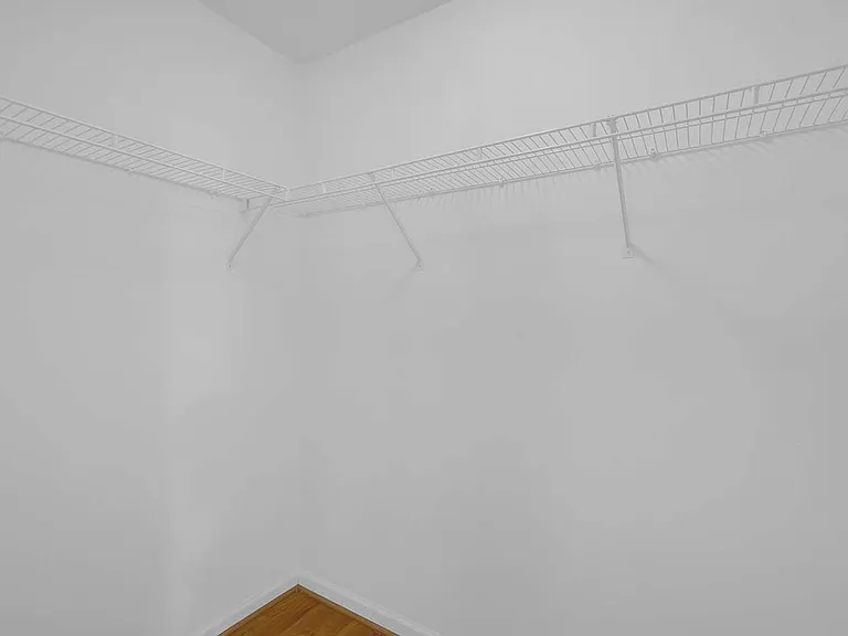 417 Belmont Cir — Photo 5