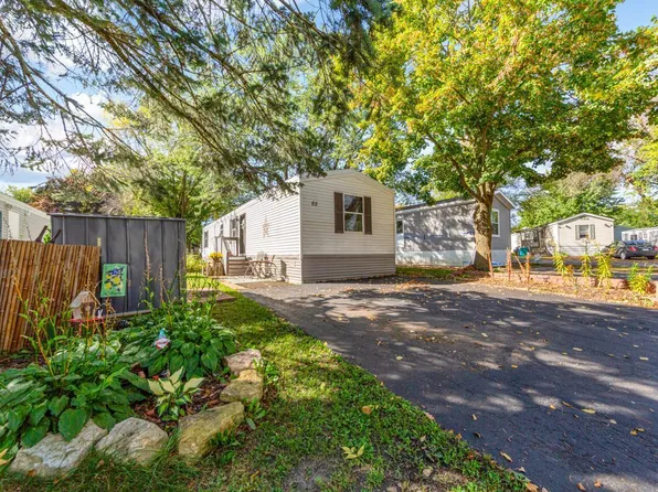 2126 3rd Ave NW Trailer 62, Owatonna, MN 55060