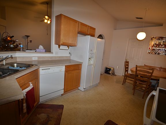 2nd image of 1112 Jayhil Dr