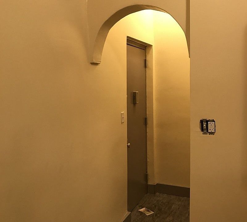 1st image of 430 Halsey St