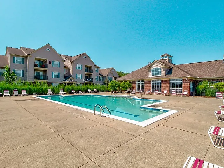 Stratford Place at Brownstown — Photo 8