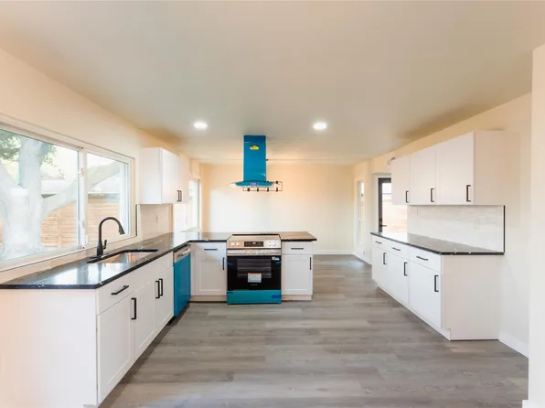 2134 Courtland Cir, Carrollton, TX 75007