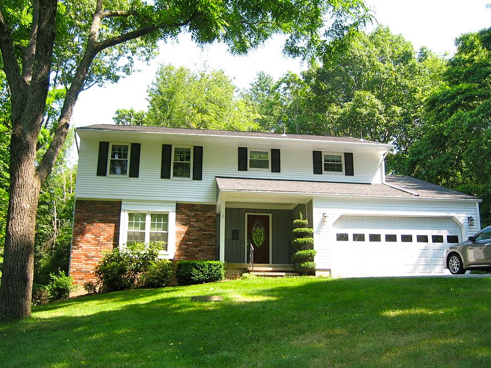 2095 Division Rd, East Greenwich, RI 02818 Zillow