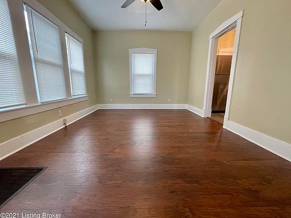 4th image of 411 S 38th St