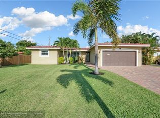 521 SE 3rd Ter, Pompano Beach, FL 33060