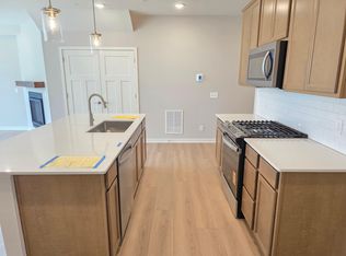 4728 Airlake Curv, Woodbury, MN 55129