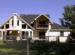 60 River Dr, Cascade, MT 59421