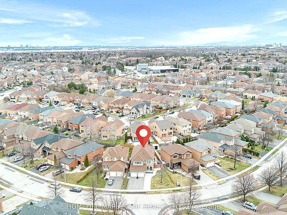 4th image of 87 Softneedle Ave