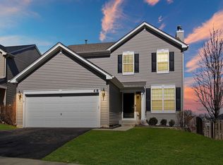 48 S Cornerstone Dr, Volo, IL 60020