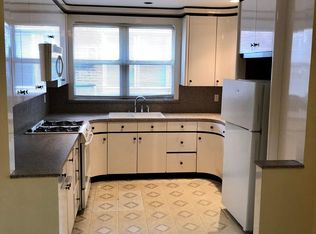 732 Dunne Ct, Brooklyn, NY 11235