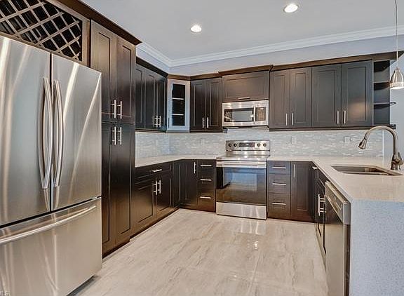 3rd image of 3625 8th Ave NE