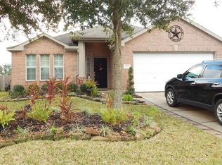 2933 Silver Landing Ln, Dickinson, TX 77539