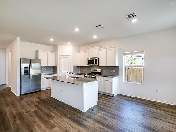 5th image of 10413 Steinbeck Dr