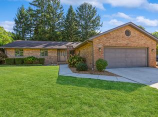 1312 Timberlane Dr, Saint Joseph, MI 49085