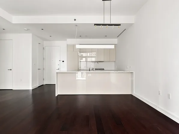 300 East 23rd Street image 1 of 8