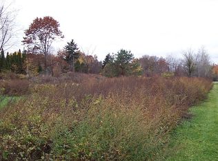 1573 Creek St, Rochester, NY 14625