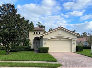 9022 Pumpkin Rdg, Port Saint Lucie, FL 34986