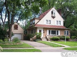 1612 Cedar Hill Dr, Royal Oak, MI 48067