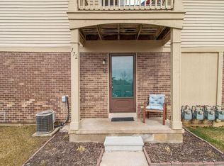 172 Commons Cir, Saline, MI 48176