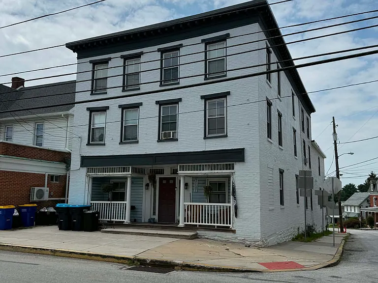 2 S Main St — Photo 4