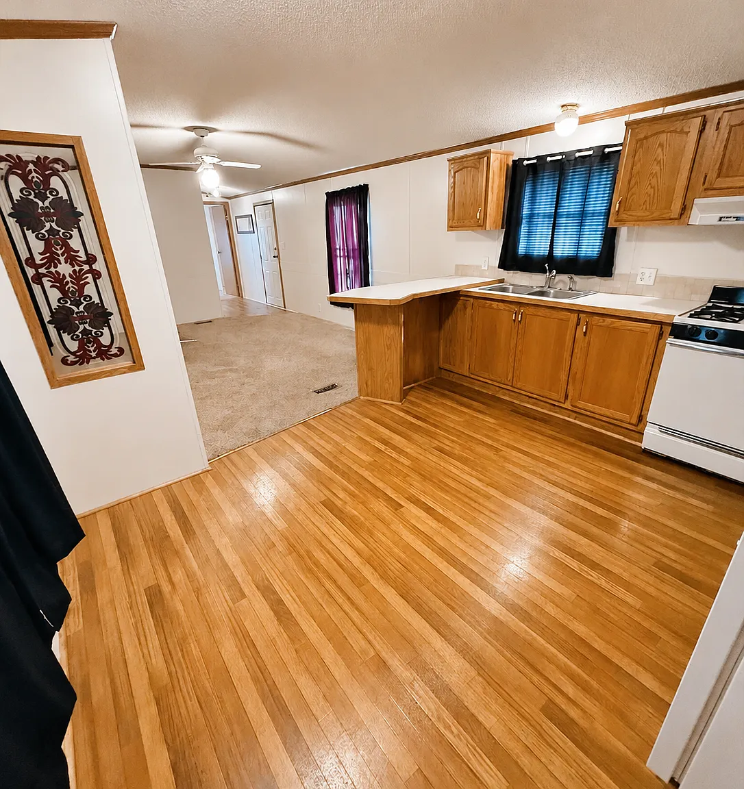 2 bed, 900 sqft, $1,200 — Photo 3