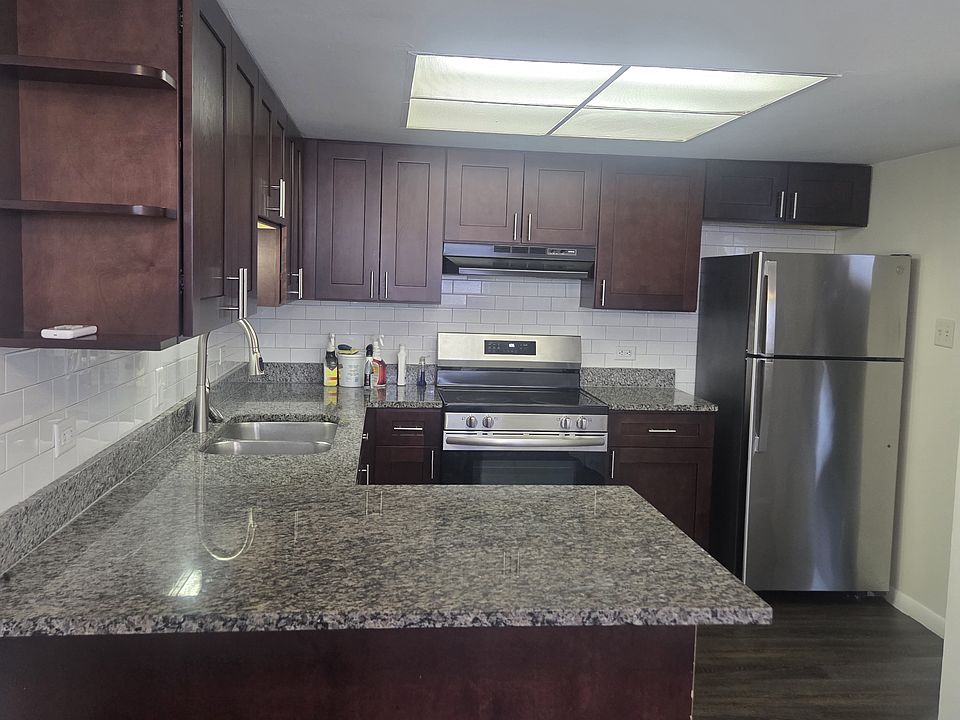 1st image of 3931 W 115th St #2E