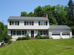 433 Old Stamford Rd, New Canaan, CT 06840