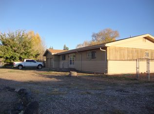 1520 Los Arboles Ave NW, Albuquerque, NM 87107