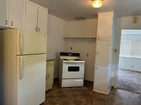 2nd image of 607 Chestnut St