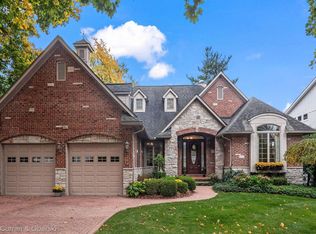 771 Grandview St, Northville, MI 48167