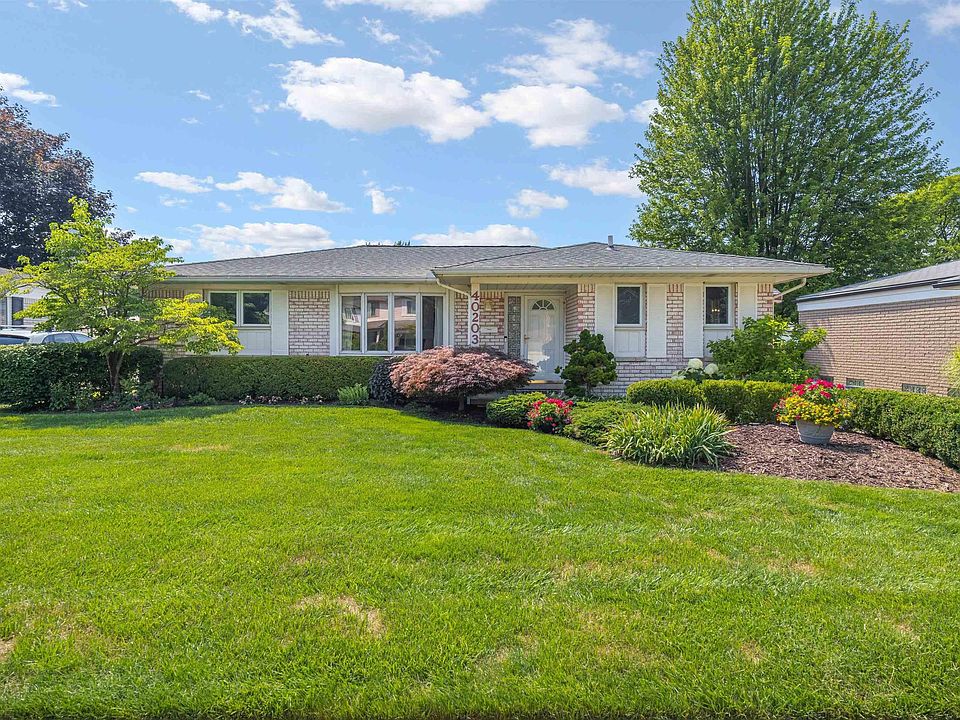 1st image of 40203 Spitz Dr