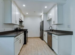 4324 Ventura Canyon Ave (near Ventura Blvd) Gem, Sherman Oaks, CA 91423
