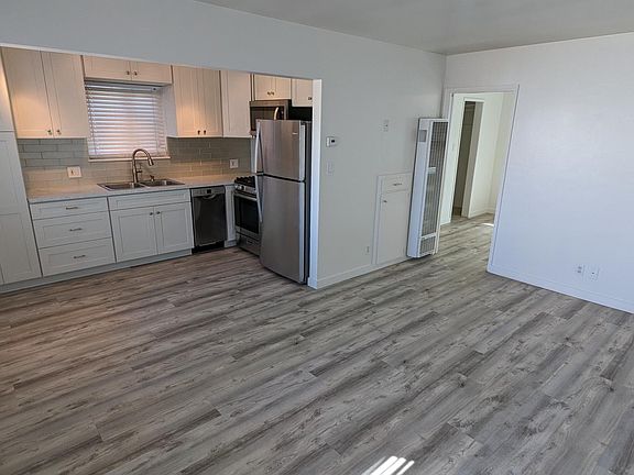 2nd image of 212 36th St #2