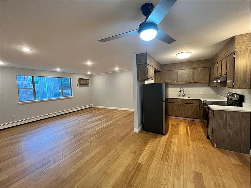 1st image of 45 Jacqueline Rd APT 5