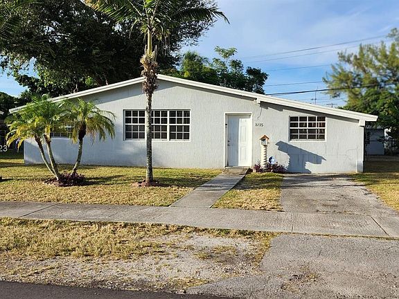 3rd image of 1215 NW 186th St