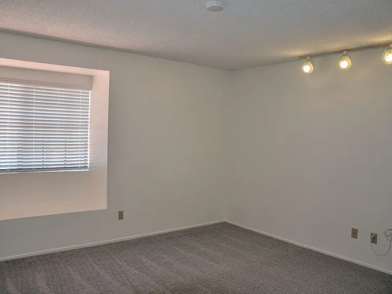 3354 Dynelo Ave — Photo 14