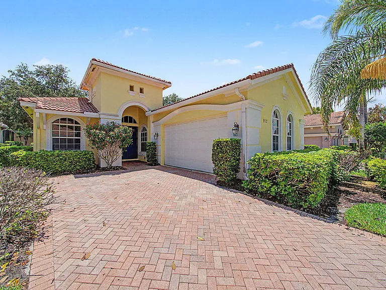 9112 Short Chip Cir — Photo 2