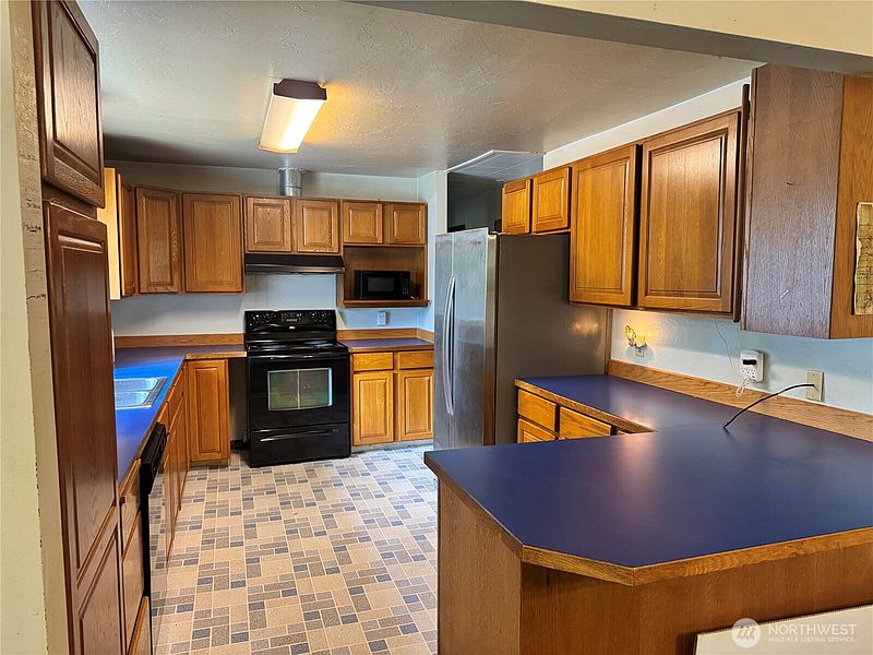 3rd image of 18610 196th Avenue SE