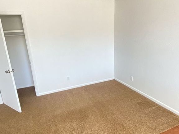 3rd image of 202 E Park Ave #3