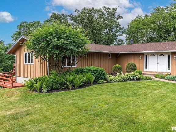 3rd image of 5005 Brookview Ct