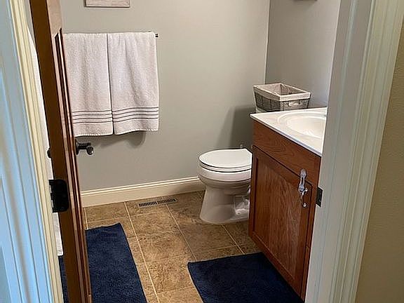 3rd image of 5570 W Prairiewood Dr
