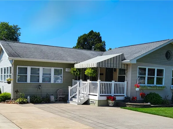 12825 Seneca Rd, Irving, NY 14081