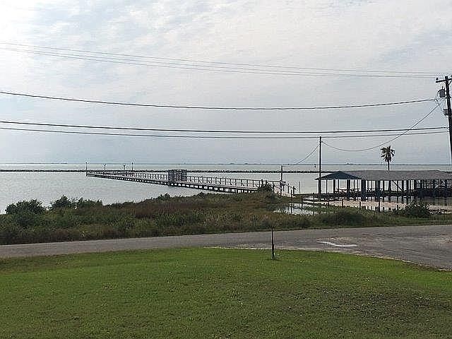 1st image of 901 Bayshore Dr