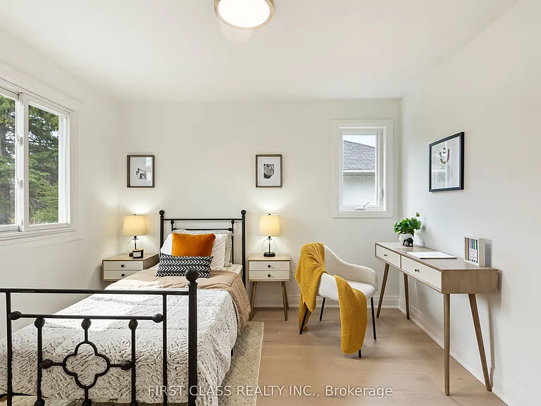 679 Village Pkwy — Photo 30