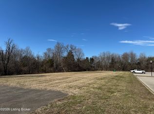 4900 Crossing Spring Way, Louisville, KY 40229